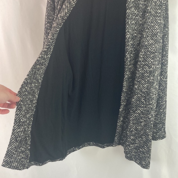 BOBEAU Soft Black and White Open Front Cardigan - Picture 3 of 8